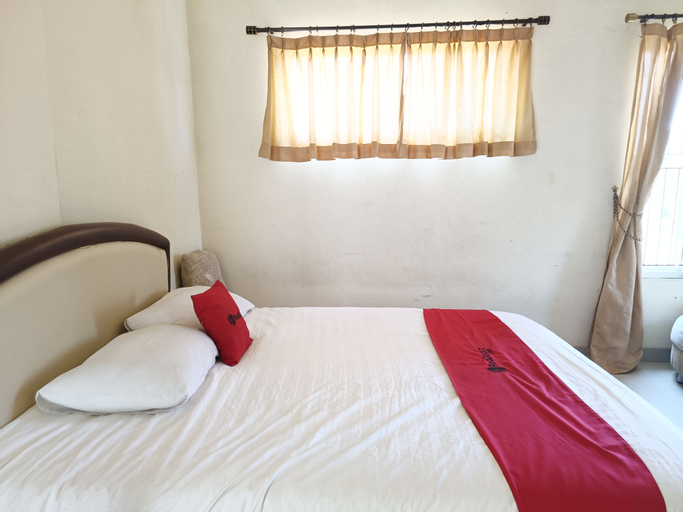 Address of RedDoorz Syariah near Rumah Sakit Umum Wisata UIT