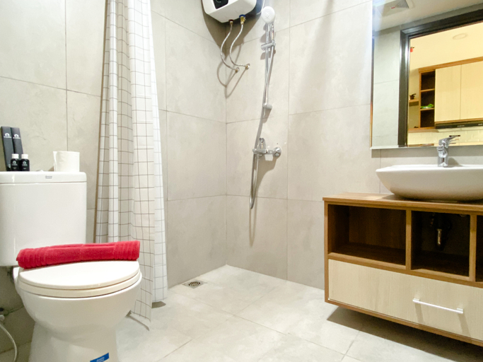 Bathroom 5, Comfort Stay Studio Pollux Chadstone Apartment By Travelio, Cikarang