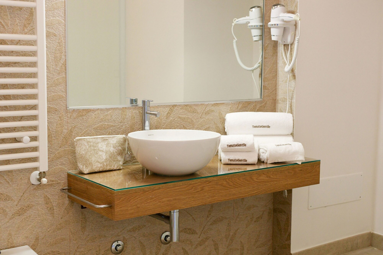 Bathroom 5, TENUTA GENTILE RESORT & SPA, Bari