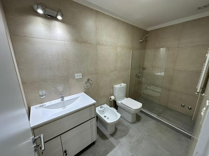 Bathroom 3, Jainen Apartamentos, Ushuaia
