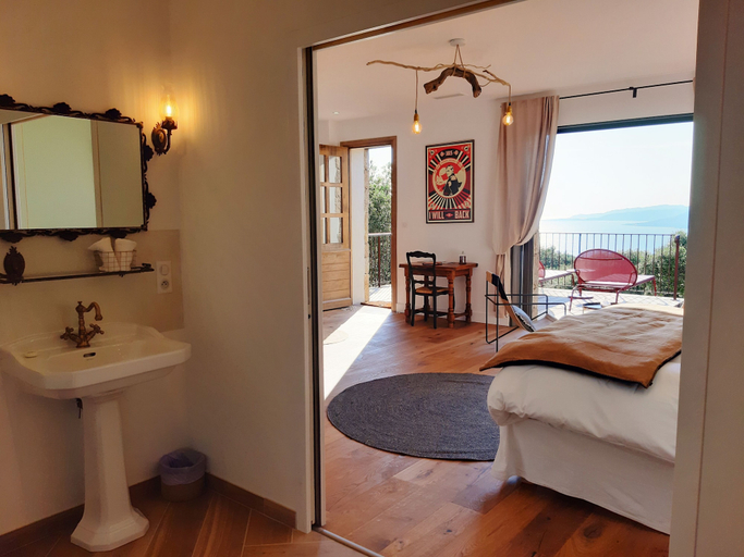 Bedroom 3, U Castellu, Corse-du-Sud