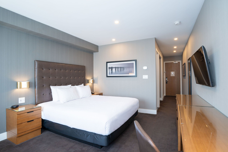 Bedroom 3, Sandman Hotel Hamilton, Hamilton