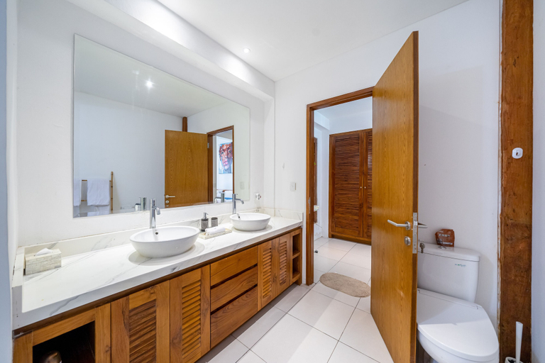 Bathroom 2, Villa Kainara Seminyak, Badung