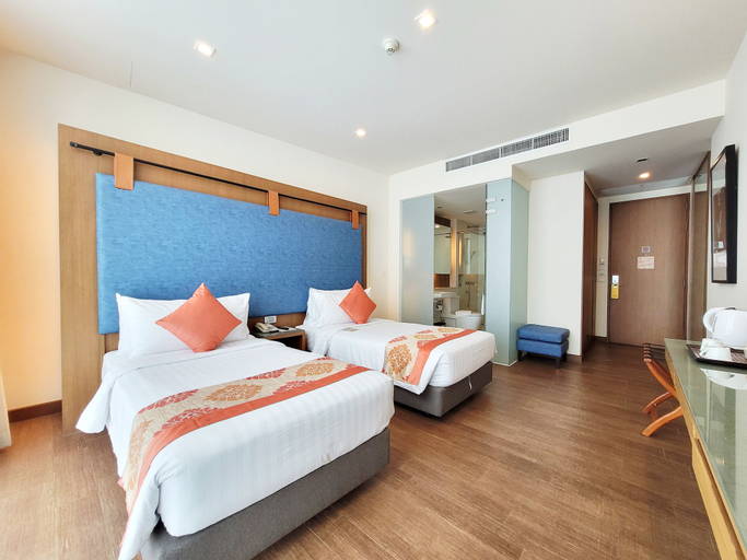 Bedroom 13
