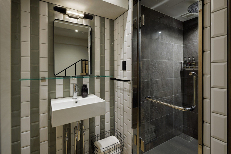 Bathroom 3