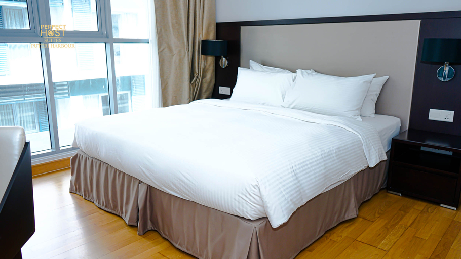 Bedroom 3, Marina Puteri Harbour by Perfect Host, Johor Bahru