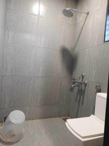 Bathroom 3, The Stream Resort, Raigarh