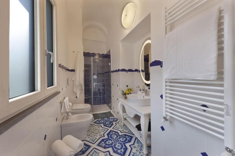 Bathroom 5, Antica Rheginna Luxury rooms, Salerno