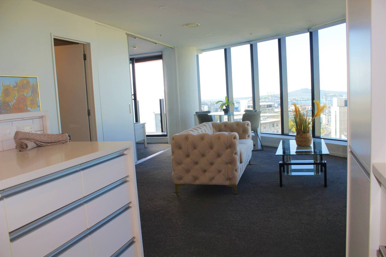 Others 5, Sunny, Spacious And Magnificent Sea Views!, Waitakere