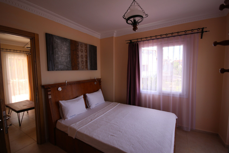 Bedroom 2, Cundavilla Hotel & Suites, Ayvalık