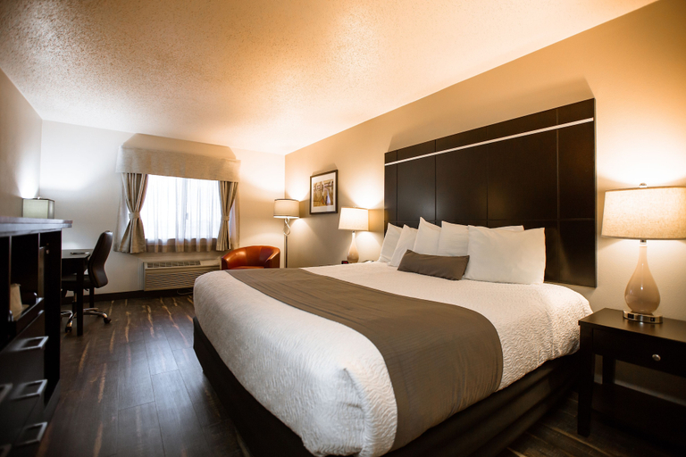 Bedroom 4, Ten Pin Inn & Suites, Grant
