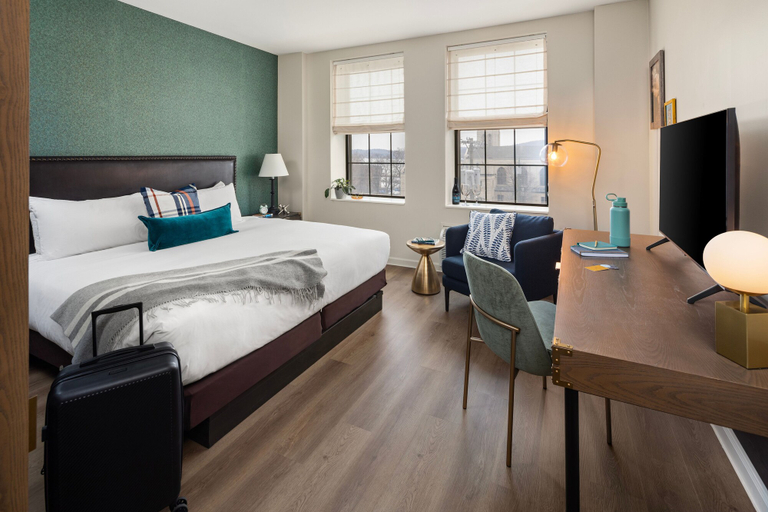 Bedroom 3, Landmark Inn, Marquette