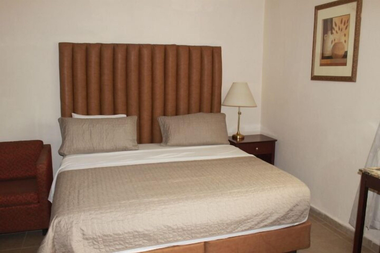 Bedroom 2, Stafford Lodge, Western Urban