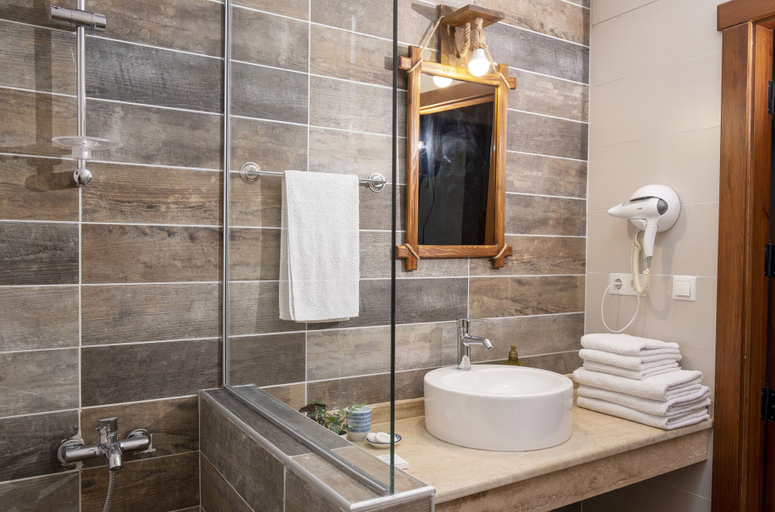 Bathroom 5, Salkım Butik Otel, Gökçeada