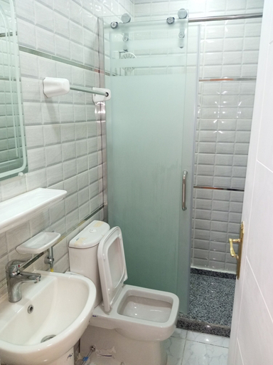 Bathroom 4, New Panorama Hotel, Qasr an-Nil