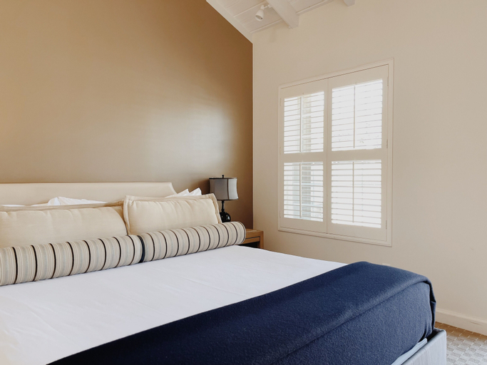 Bedroom 23