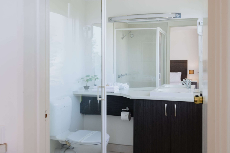 Bathroom 4, Comfort Inn Traralgon, Latrobe - Traralgon