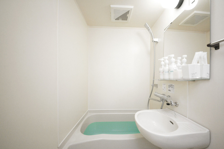 Bathroom 3, Goom Hotel Fukuoka KOKUSAI CENTER, Fukuoka