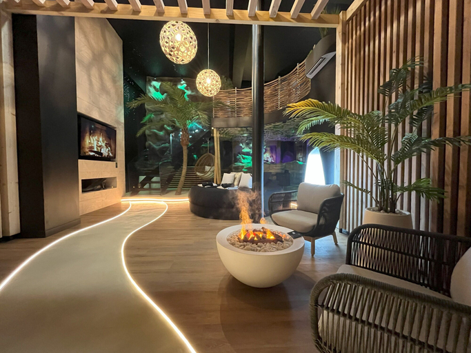 Others 5, OMIRA - Nuits d'exception & Spa, Gironde