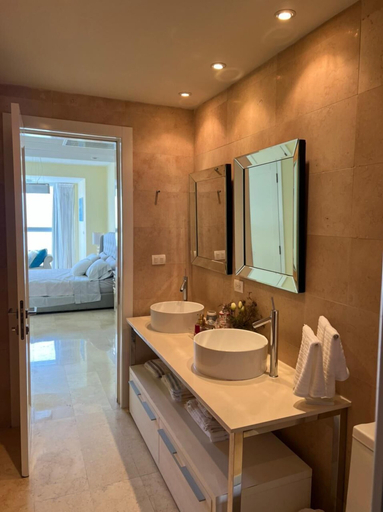 Bathroom, Yoo Apartamento, Panamá