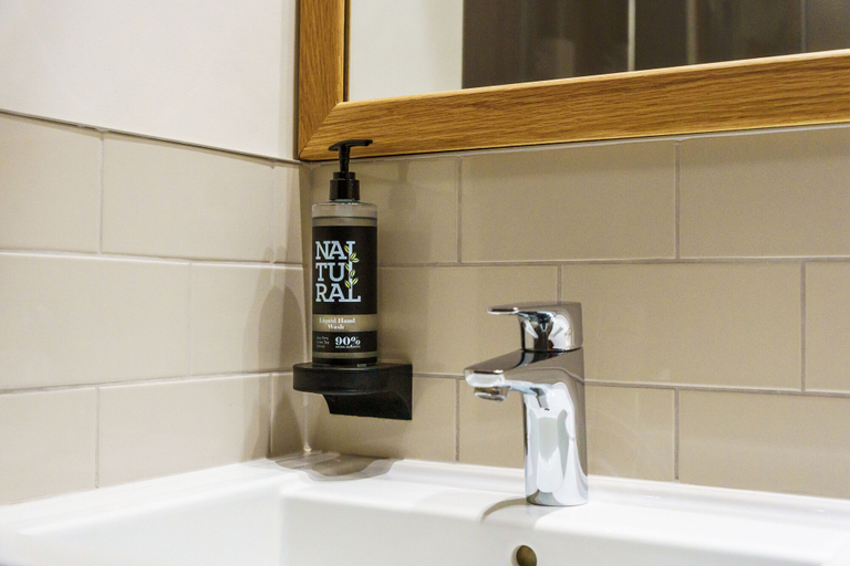 Bathroom 4, Aberystwyth Park Lodge, Ceredigion