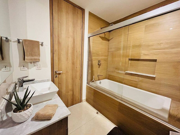 Bathroom 4, Camino al Mar, Mazatlán