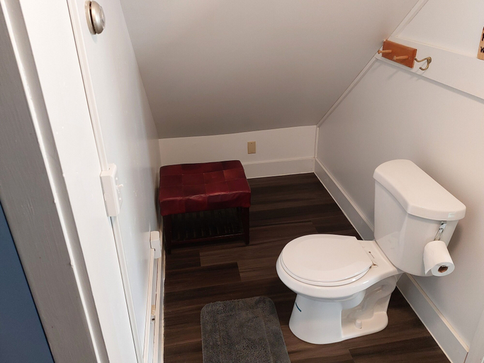 Bathroom 3, Terrapin Hostel, Franklin
