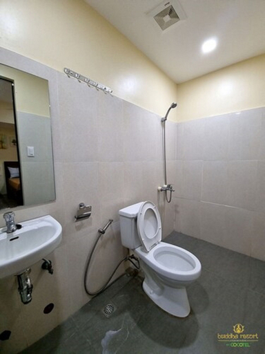 Bathroom 5, Buddha Resort by Cocotel, Bugallon