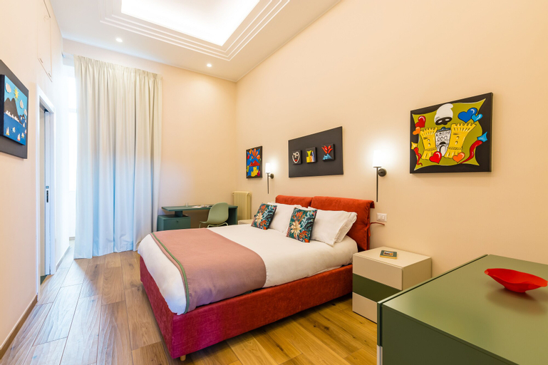 V. Emanuele apts by Wonderful Italy, Napoli