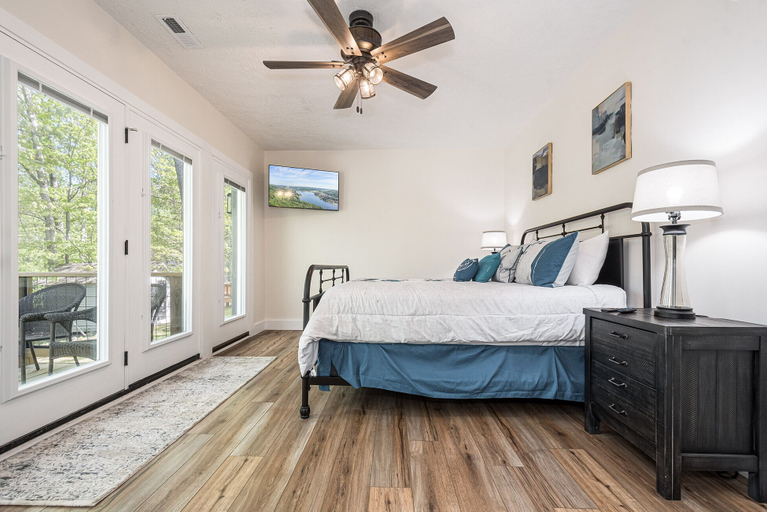 Bedroom 3, Magnolia, Garrett