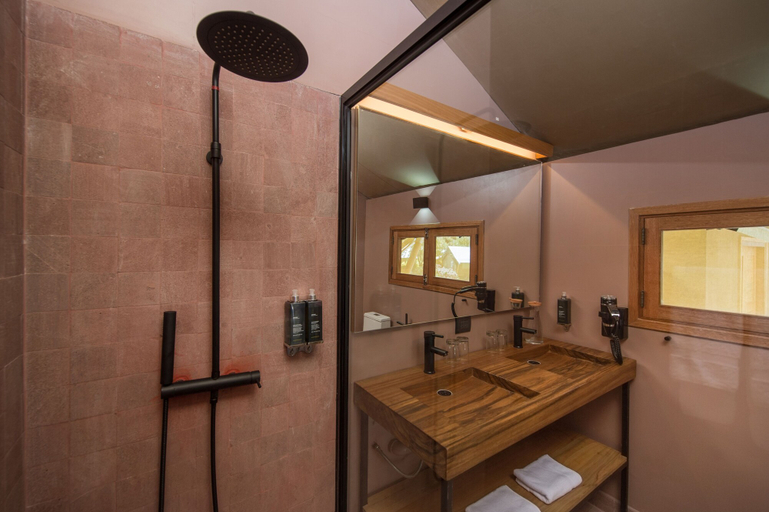 Bathroom 5, Las Qolqas Eco Resort, Urubamba