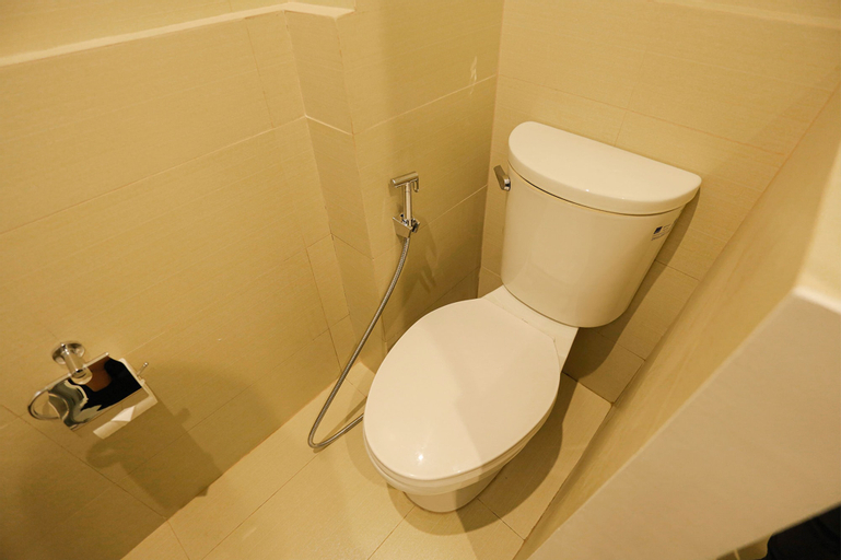 Bathroom 7