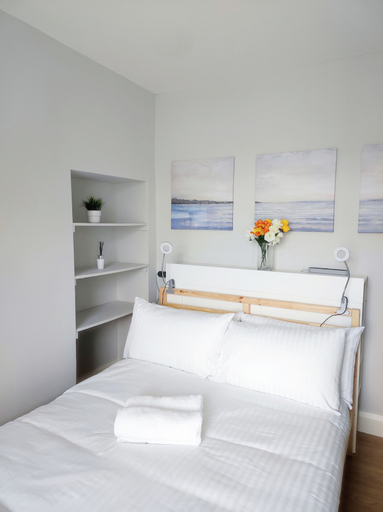 Bedroom 3, Princess Red - Portrush by the Sea, Causeway Coast and Glens