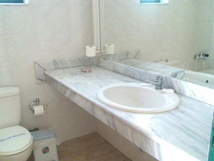 Bathroom 4, Despo Hotel by Estia, Crete