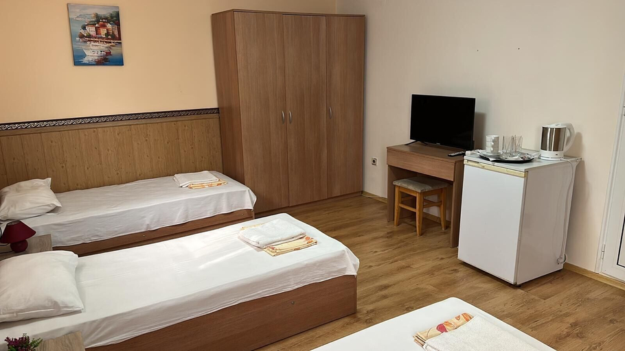 Bedroom 2, Hayat Hotel Ltd, Varna