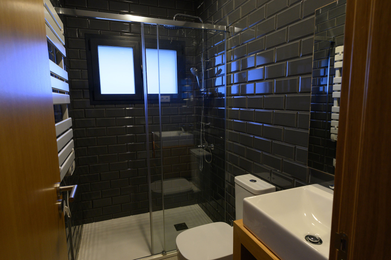 Bathroom 3, Laje da Bica Agroturismo, Covilhã