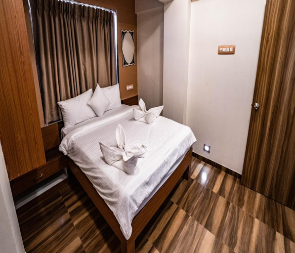 Bedroom 12