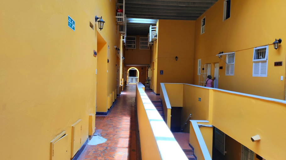 Others 5, Las Bóvedas, Cartagena de Indias