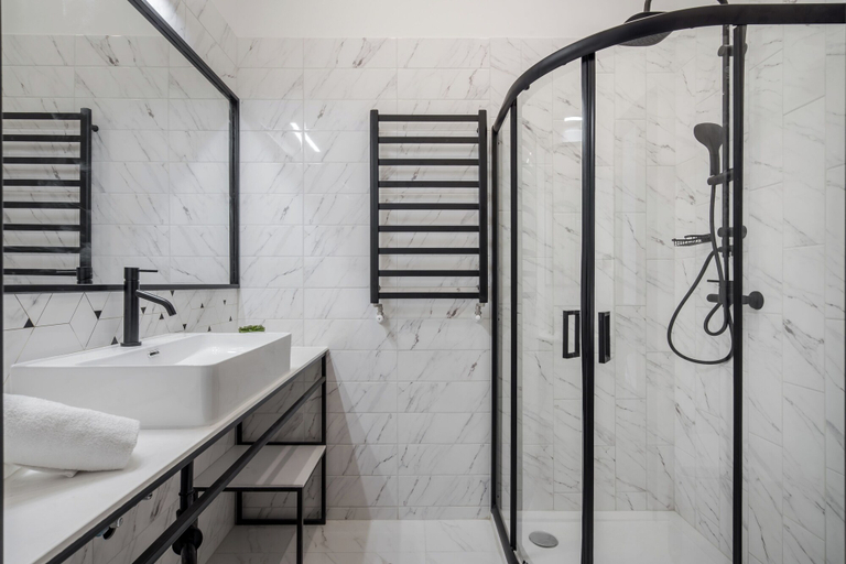 Bathroom 3, Astoria Boutique Suites - by BQA, Budapesti