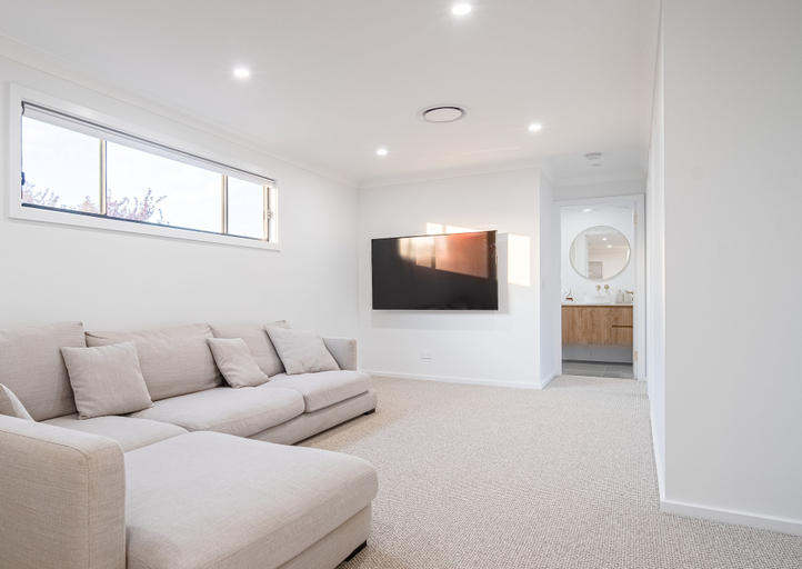 Others 5, Luxury CBD Townhouse, Wagga Wagga - Pt A