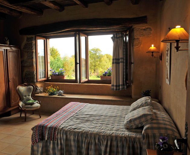 Bedroom, Hotel Ecológico Kaaño Etxea, Navarra