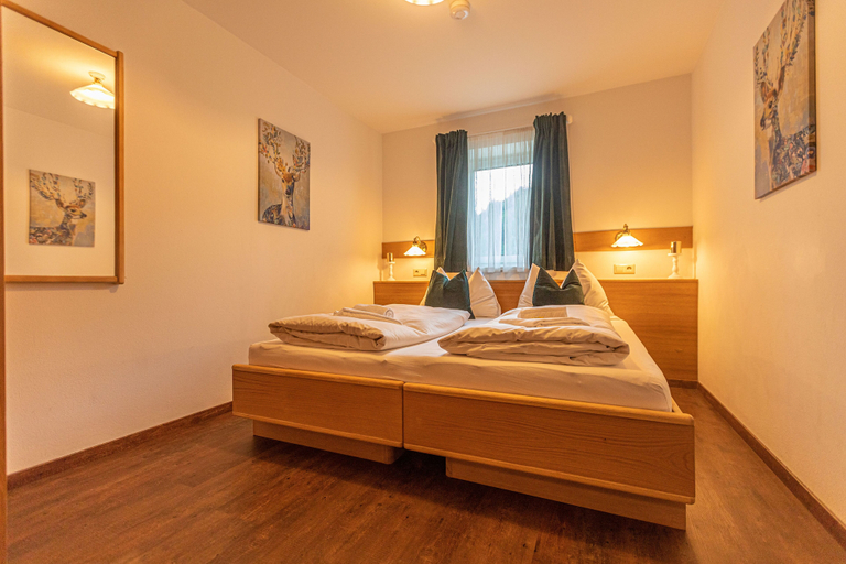 Bedroom 3, Tevini Alpine Apartments by we rent, Zell am See