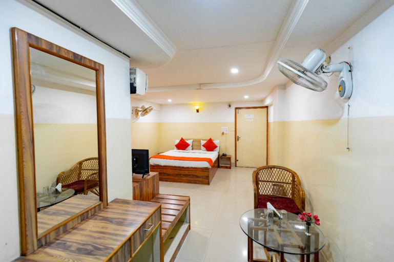 Bedroom 4, Hotel Deendayal, Korba