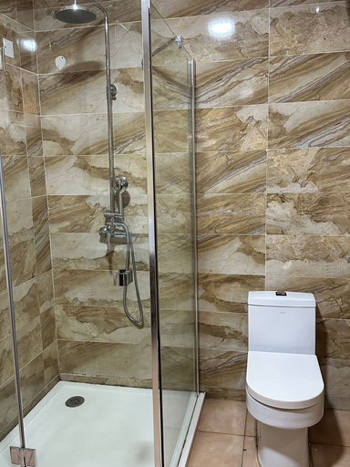 Bathroom 5, Msquare Hotel, Kosofe