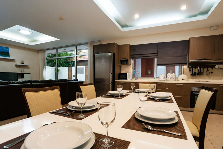 Food & Drinks 5, T.W. Marina Pool Villa Pattaya, Pattaya