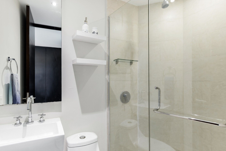 Bathroom 4, Beautiful Beachfront Apartments, Benito Juárez