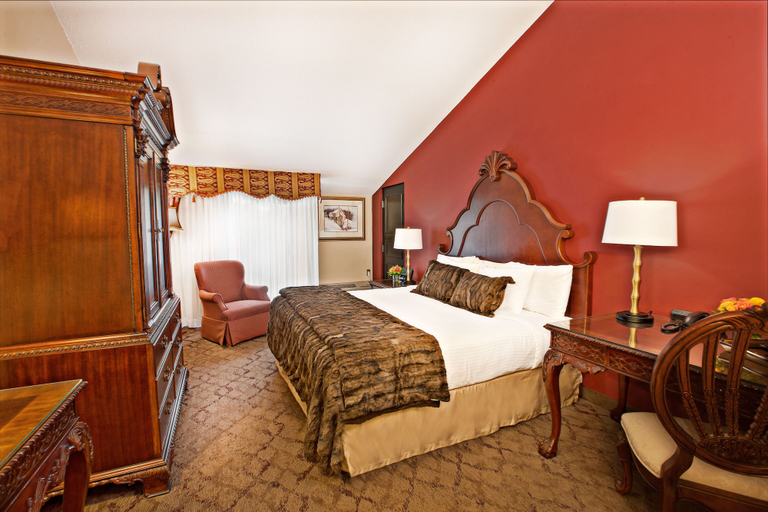 Bedroom 4, Old Stone Inn Boutique Hotel, Niagara
