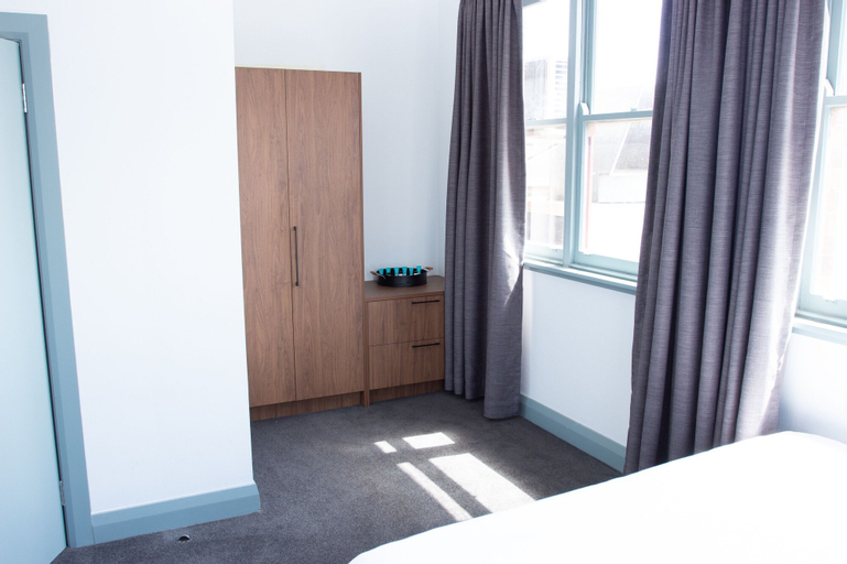 Bedroom 16