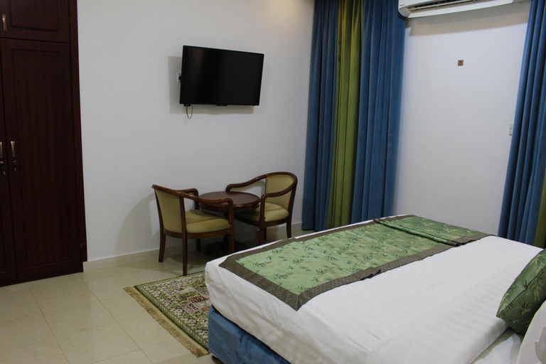 Bedroom 2, Aldiyar Hotel, Nizwa
