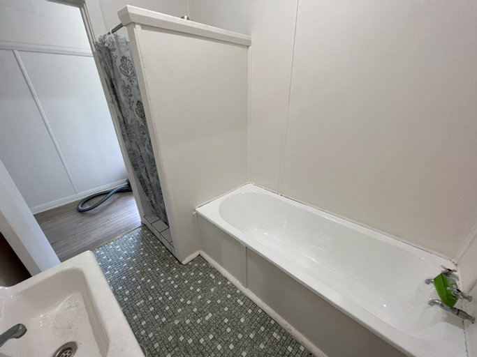Bedroom 3, Pet Friendly 2 Bedroom Cottage with Yard, Clarence Valley- Grafton